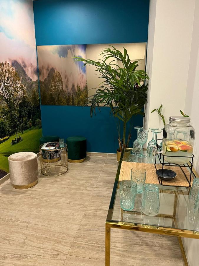 Brand New Studio Near The Beach, Gibraltár Kültér fotó