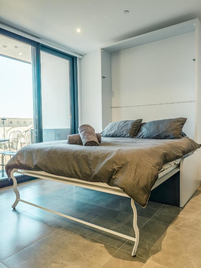 Brand New Studio Near The Beach, Gibraltár Kültér fotó